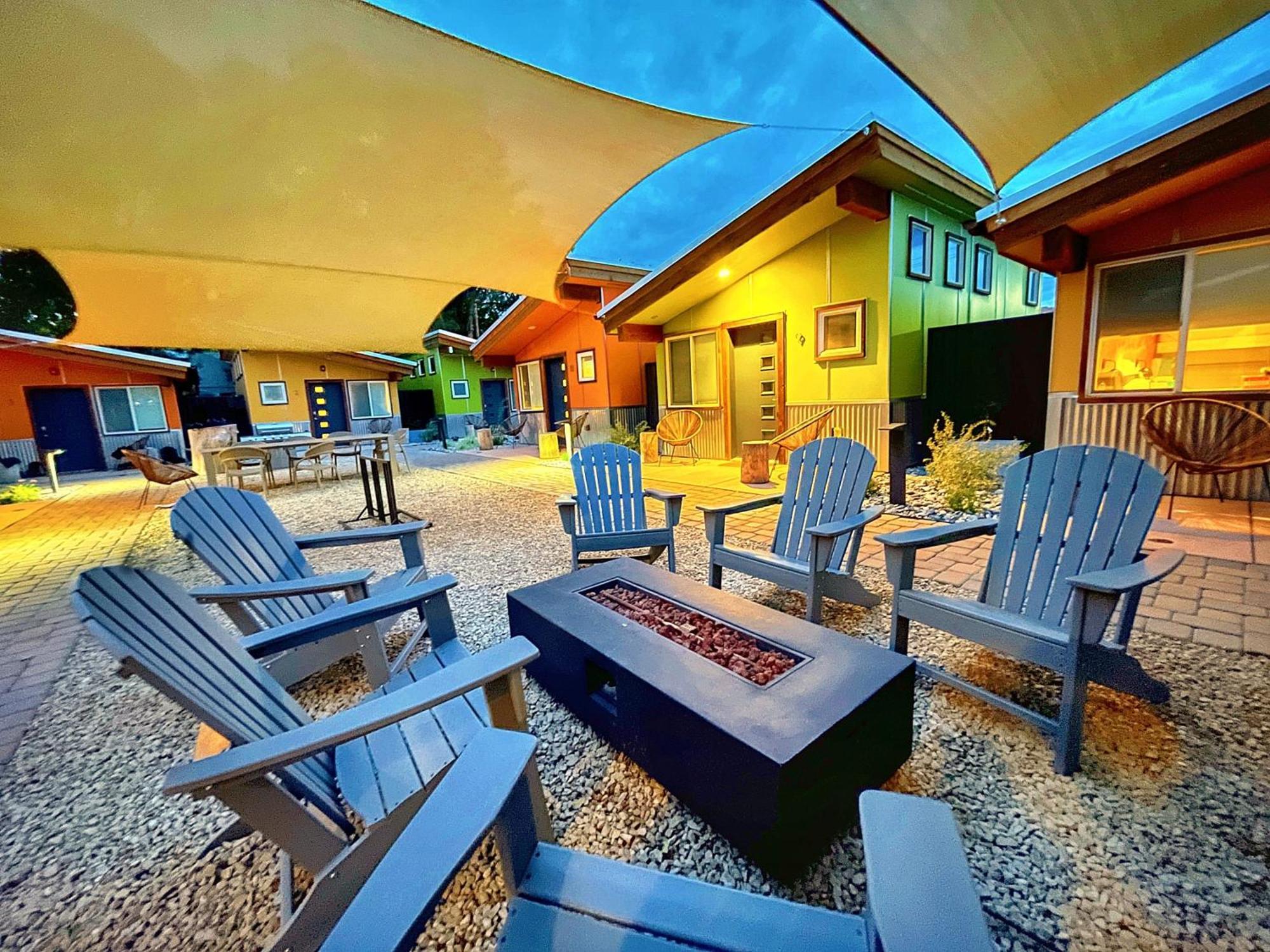 Downtown Kokopelli West 3 - Newly Remodeled Stylish Studio Moab Luaran gambar